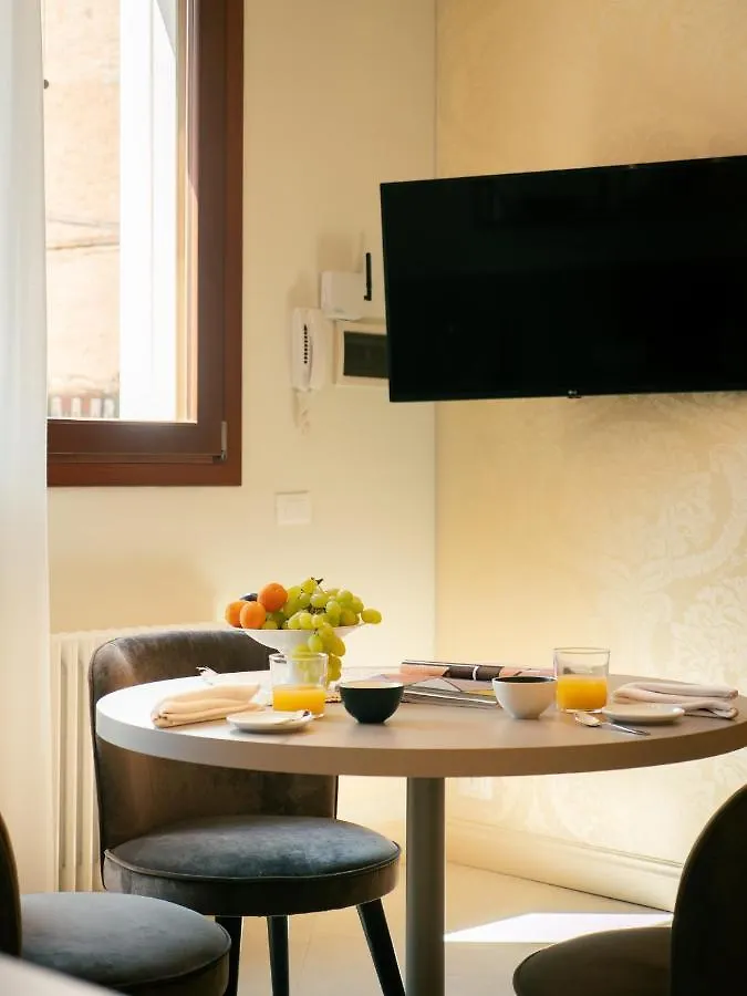Marea Apartments Venice